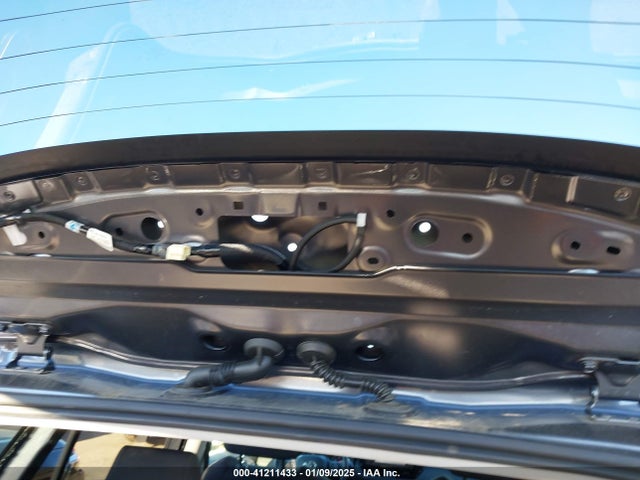 Toyota Rav4 Xle 2019 JTMW1RFV3KD034847 Image 21