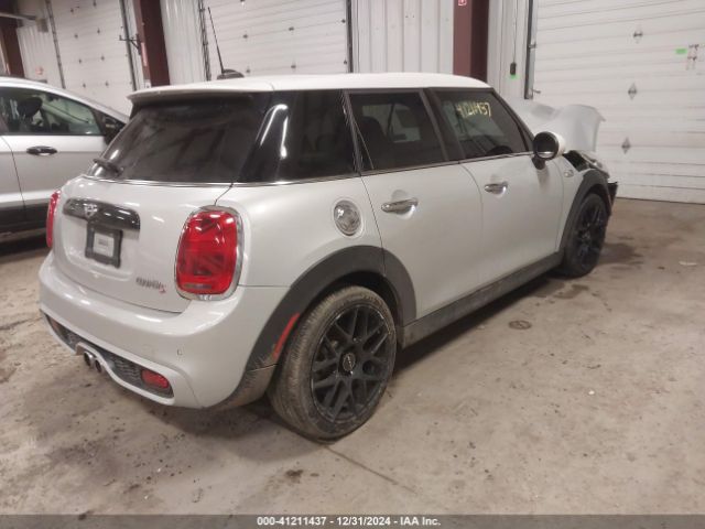 WMWXU3C5XJ2F51084 Mini Hardtop Cooper S