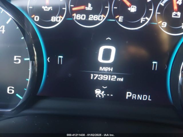 1GNSKCKCXHR327256 Chevrolet Tahoe Premier