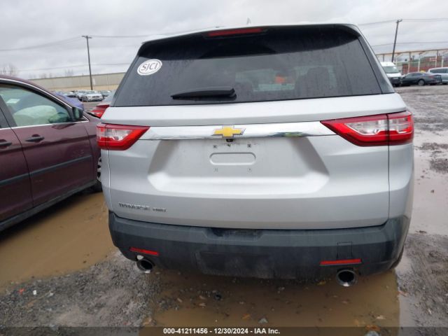 1GNEVFKW3LJ302044 Chevrolet Traverse Awd Ls