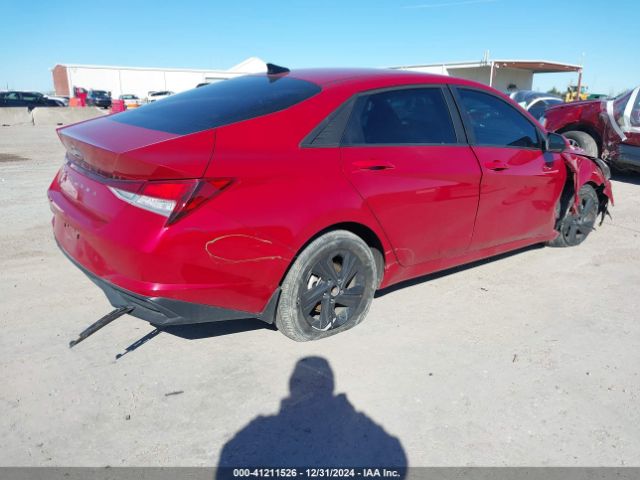 KMHLM4AG6NU330760 Hyundai ELANTRA SEL