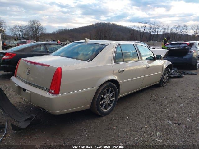 2011 CADILLAC DTS 1G6KH5E62BU138469 Photo 3