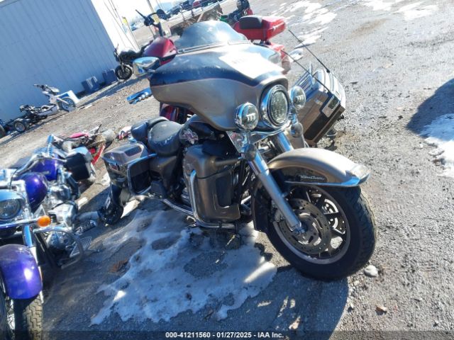2005 HARLEY-DAVIDSON FLHTCUI 1HD1FCW165Y670888