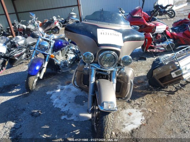 2005 HARLEY-DAVIDSON FLHTCUI 1HD1FCW165Y670888 Photo 4
