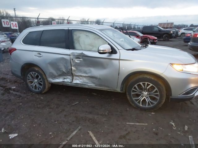 JA4AZ3A32JZ020973 Mitsubishi Outlander Se/sel