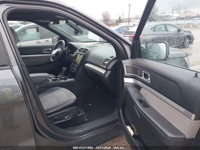 Ford EXPLORER XLT 2017 1FM5K8D89HGC52438 Image 5