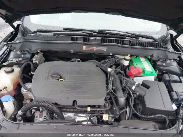 3FA6P0HD4JR237627 Ford FUSION SE