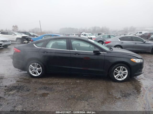 3FA6P0HD4JR237627 Ford FUSION SE