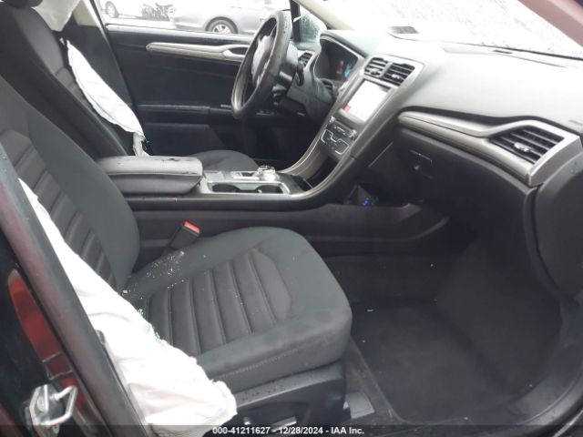 3FA6P0HD4JR237627 Ford FUSION SE
