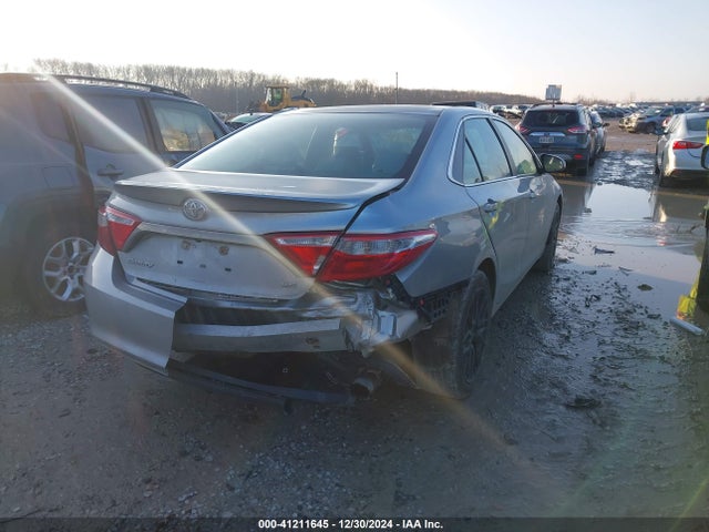 4T1BF1FK1FU099964 Toyota CAMRY SE