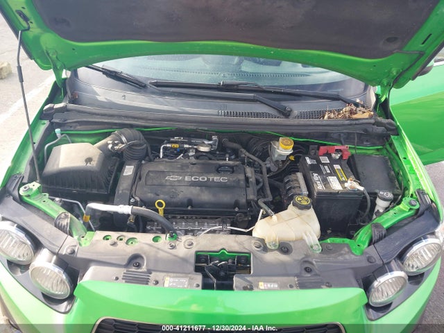 1G1JD5SH5E4228724 Chevrolet Sonic Lt Manual