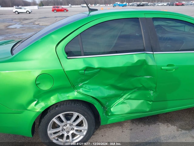 1G1JD5SH5E4228724 Chevrolet Sonic Lt Manual