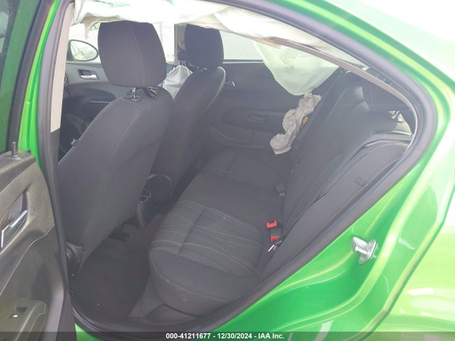 1G1JD5SH5E4228724 Chevrolet Sonic Lt Manual