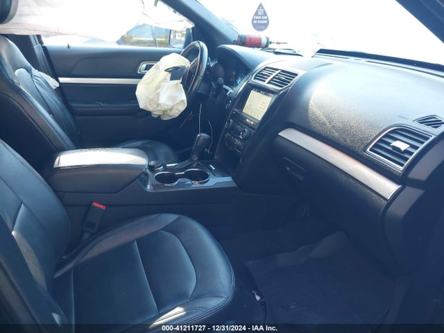 1FM5K8D80HGE31578 Ford EXPLORER XLT