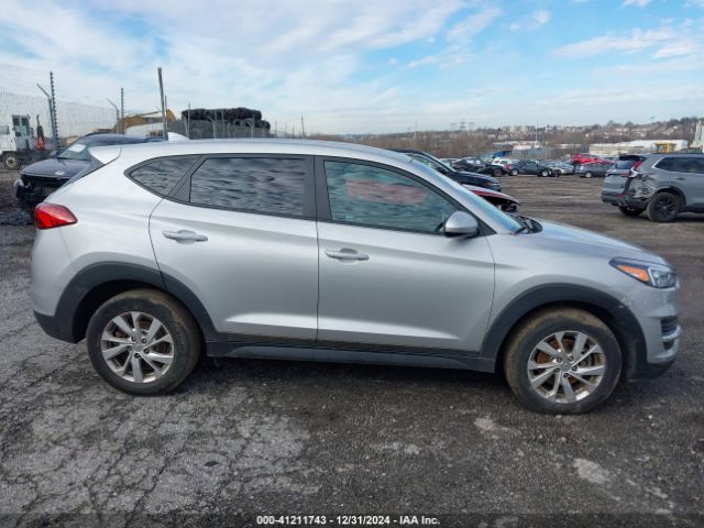 KM8J2CA49MU395839 Hyundai TUCSON SE