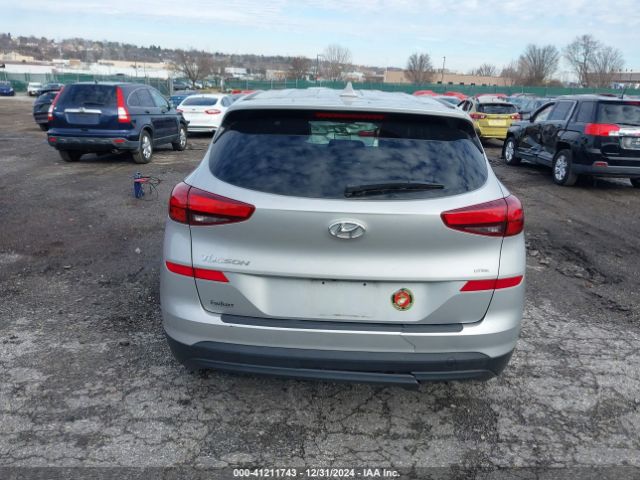 KM8J2CA49MU395839 Hyundai TUCSON SE