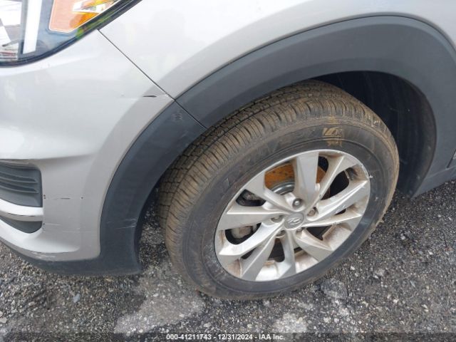 KM8J2CA49MU395839 Hyundai TUCSON SE