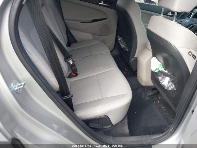 KM8J2CA49MU395839 Hyundai TUCSON SE