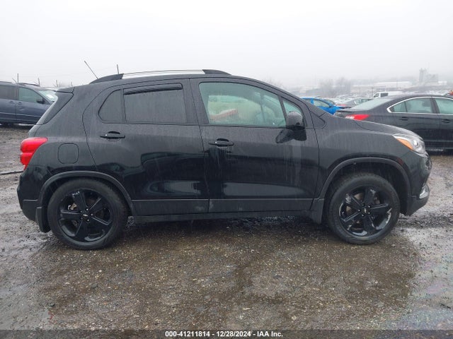 KL7CJRSB6JB553963 Chevrolet Trax Premier