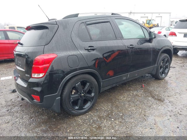 KL7CJRSB6JB553963 Chevrolet Trax Premier