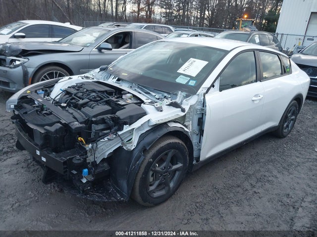 KIA K4 Lxs 2025 3KPFT4DE3SE029937 Image 2