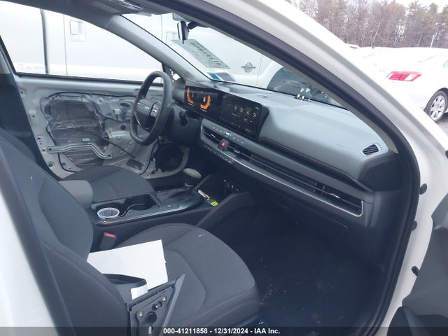 KIA K4 Lxs 2025 3KPFT4DE3SE029937 Image 5