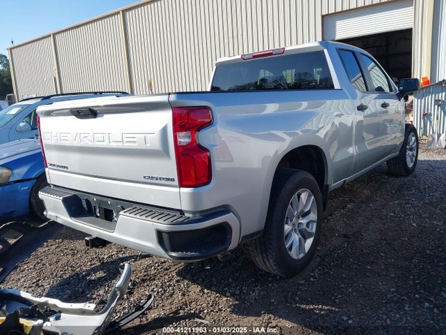 1GCRWBEK5NZ205649 Chevrolet Silverado 1500 Ltd 2wd Double Cab Standard Bed Custom