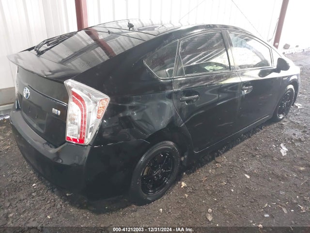 JTDKN3DU9F0400947 Toyota Prius Two