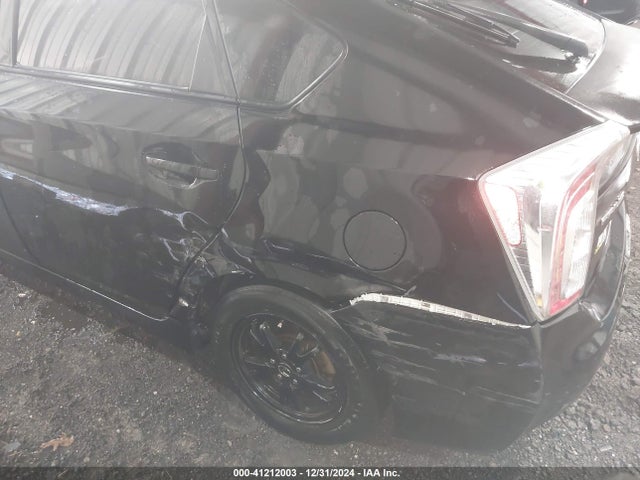 JTDKN3DU9F0400947 Toyota Prius Two