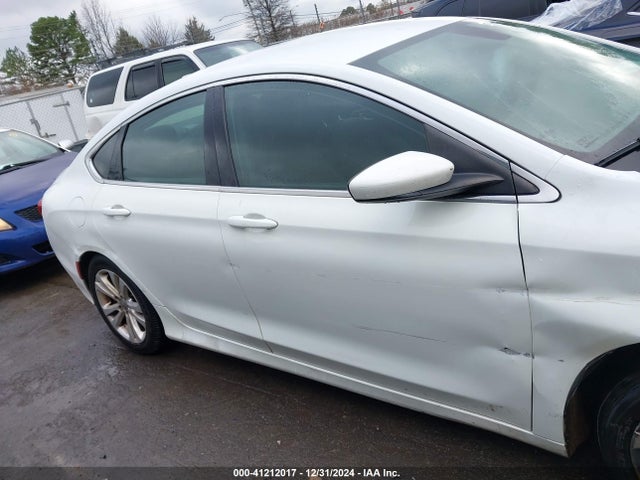 Chrysler 200 Limited 2015 1C3CCCABXFN575986 Image 12