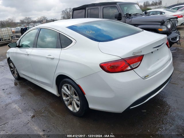 Chrysler 200 Limited 2015 1C3CCCABXFN575986 Image 3