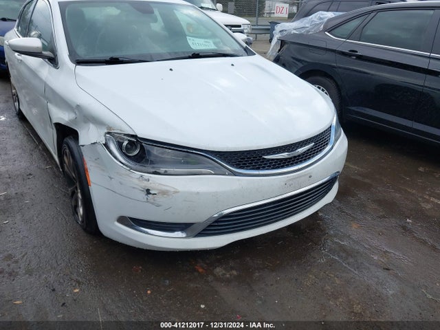 Chrysler 200 Limited 2015 1C3CCCABXFN575986 Image 6