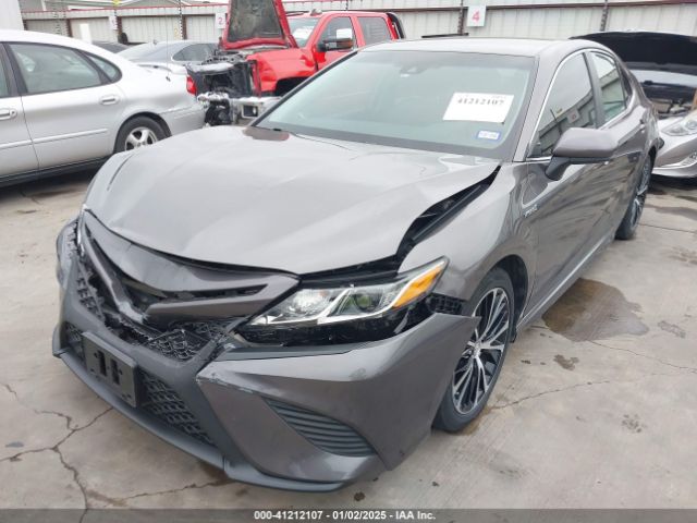 4T1B21HK2JU001817 Toyota Camry Hybrid Se