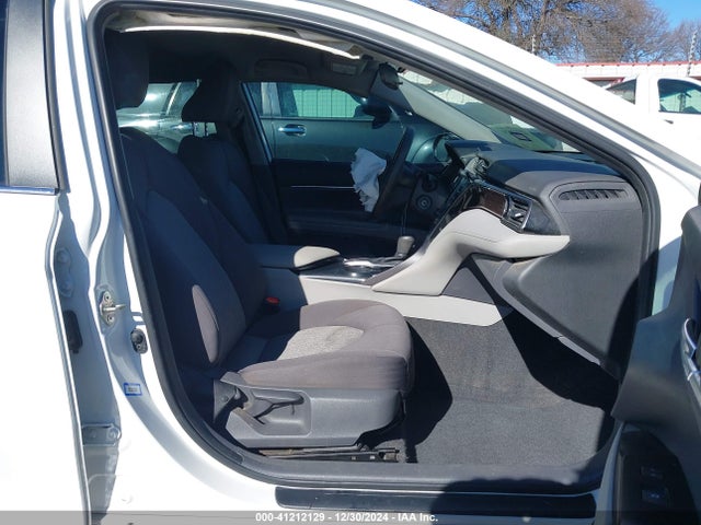 4T1C11AK5LU865426 Toyota CAMRY LE