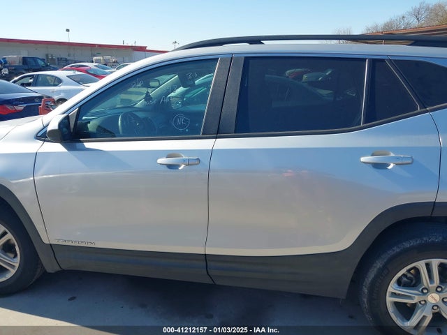 3GKALMEV6NL273398 GMC Terrain Fwd Sle