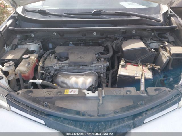 JTMZFREV3HJ703564 Toyota RAV4 LE