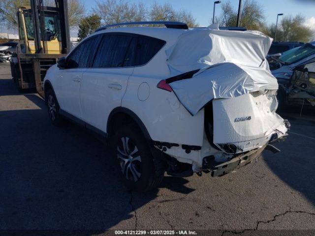 JTMZFREV3HJ703564 Toyota RAV4 LE