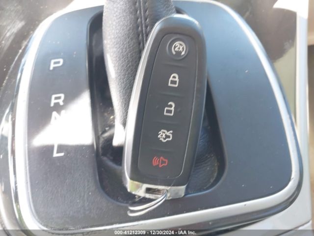 1FADP5CU9EL500985 Ford C-max Energi Sel