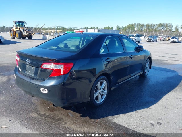 41212451 :رقم المزاد ، 4T1BF1FK8EU788866 vin ، 2014 Toyota Camry Se مزاد بيع
