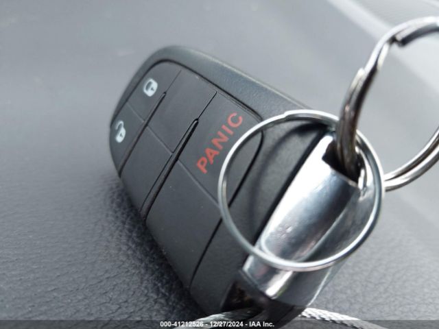 3C4NJCBB3JT495320 Jeep Compass Latitude Fwd