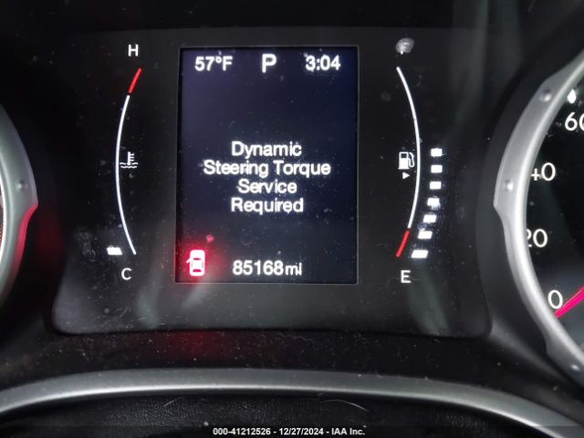 3C4NJCBB3JT495320 Jeep Compass Latitude Fwd