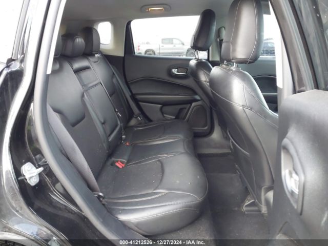 3C4NJCBB3JT495320 Jeep Compass Latitude Fwd