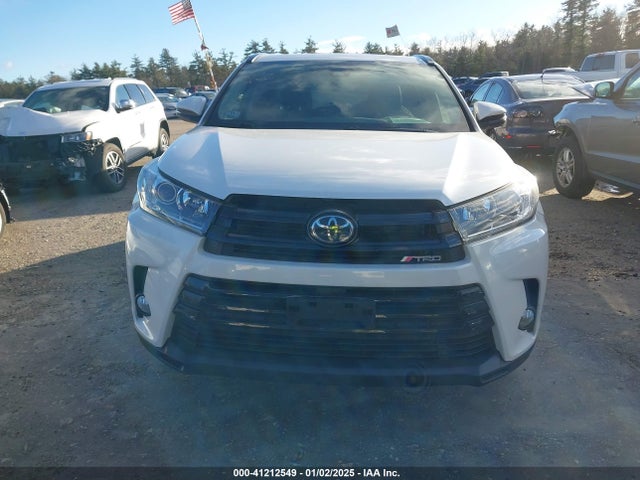 5TDJZRFH8JS826833 Toyota Highlander Se/xle