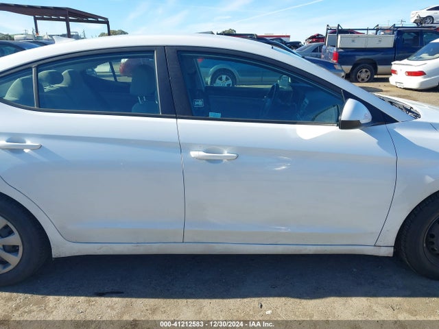 Hyundai ELANTRA SE 2017 5NPD74LF9HH062788 Image 13
