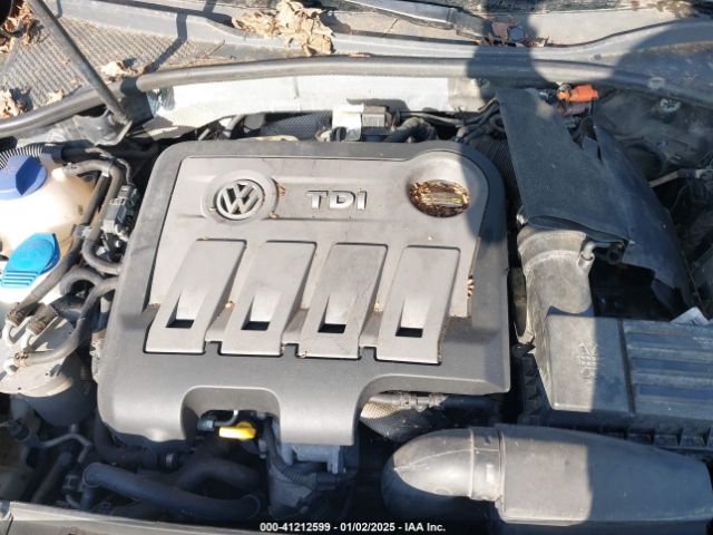 1VWBN7A35EC057681 Volkswagen Passat 2.0l Tdi Se