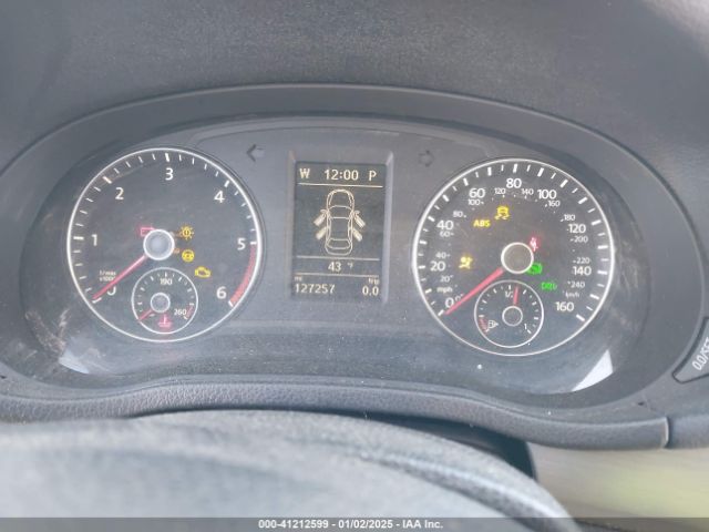 1VWBN7A35EC057681 Volkswagen Passat 2.0l Tdi Se