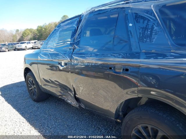 1FMJU1HT8MEA75501 Ford Expedition Xlt