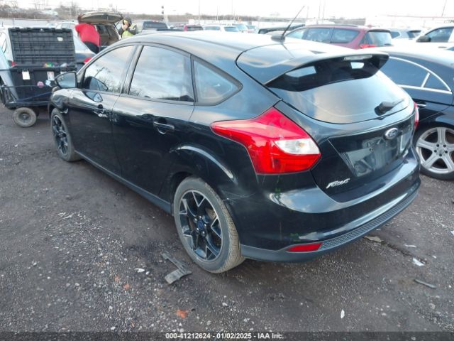 1FADP3K21EL252879 Ford FOCUS SE
