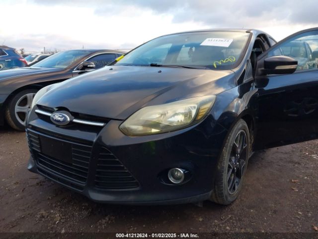 1FADP3K21EL252879 Ford FOCUS SE