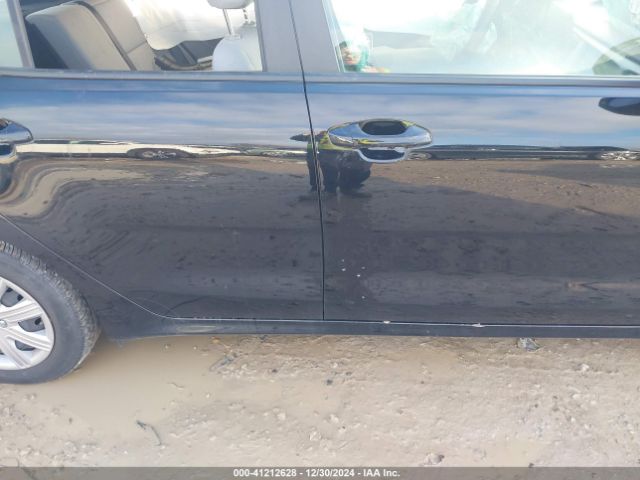 3KPA25AD4ME381569 KIA Rio 5-door S